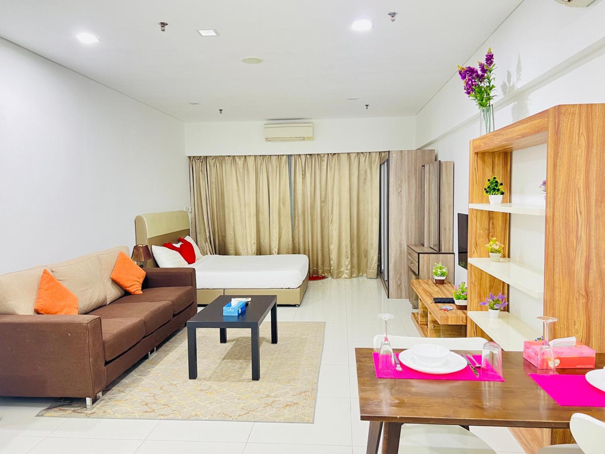 Mercu Summer Suites Klcc By Sweet Home Куала Лумпур Екстериор снимка