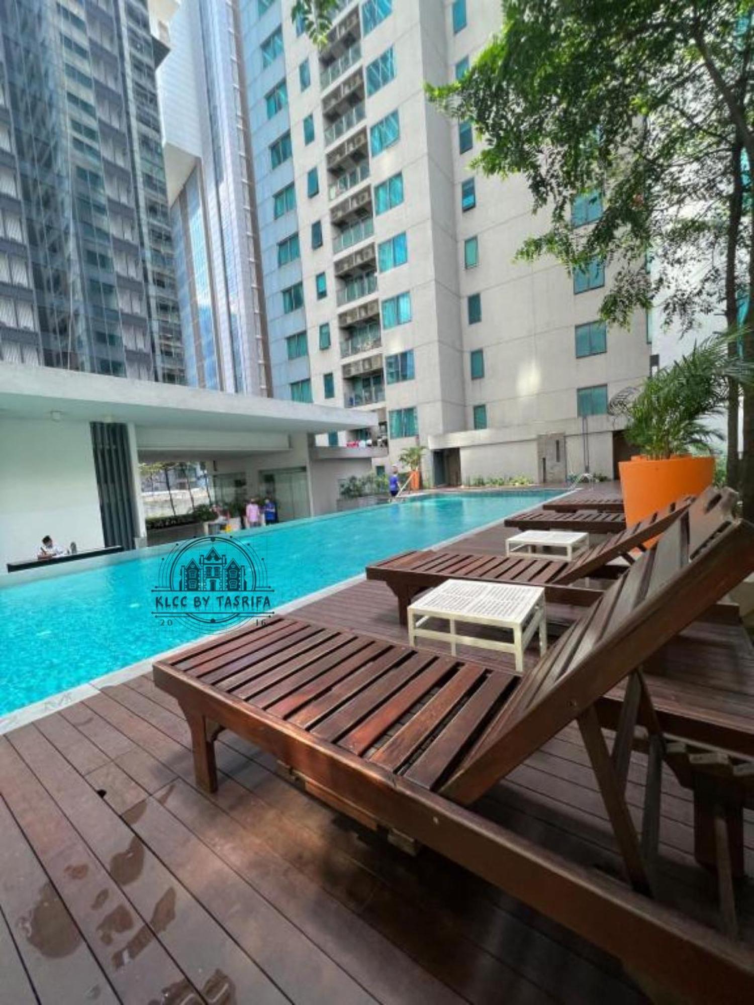 Mercu Summer Suites Klcc By Sweet Home Куала Лумпур Екстериор снимка